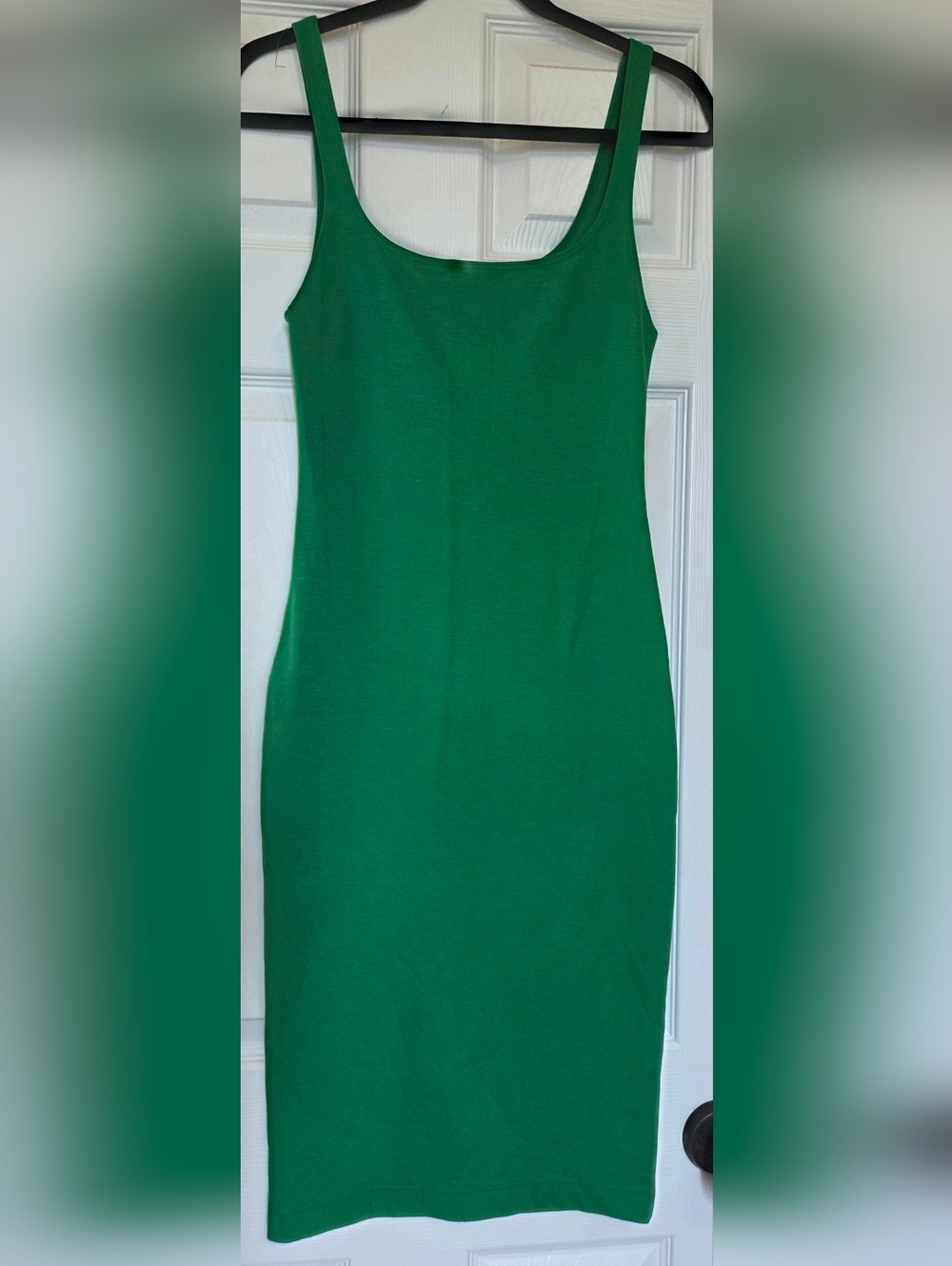 Zara Classic Green Midi Tank Dress - Sleek Scoop Neck